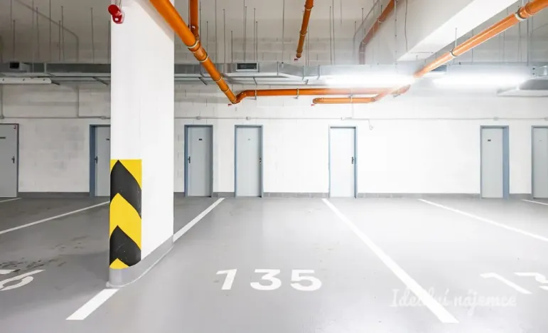 Pronájem bytu 2+kk, Praha - Hloubětín, Poděbradská, 64 m2