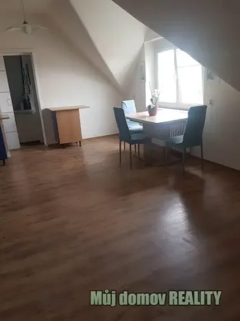 Pronájem bytu 2+kk, Praha - Libeň, Na stráži, 45 m2
