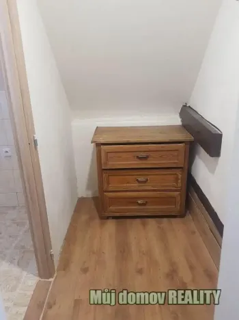 Pronájem bytu 2+kk, Praha - Libeň, Na stráži, 45 m2