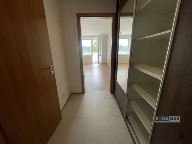 Pronájem bytu 1+kk, Břeclav, U Nemocnice, 32 m2