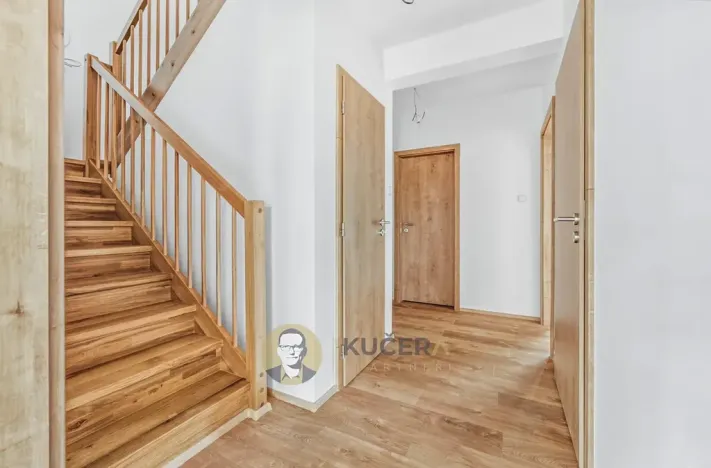 Prodej bytu 5+kk, Nemyslovice, 145 m2