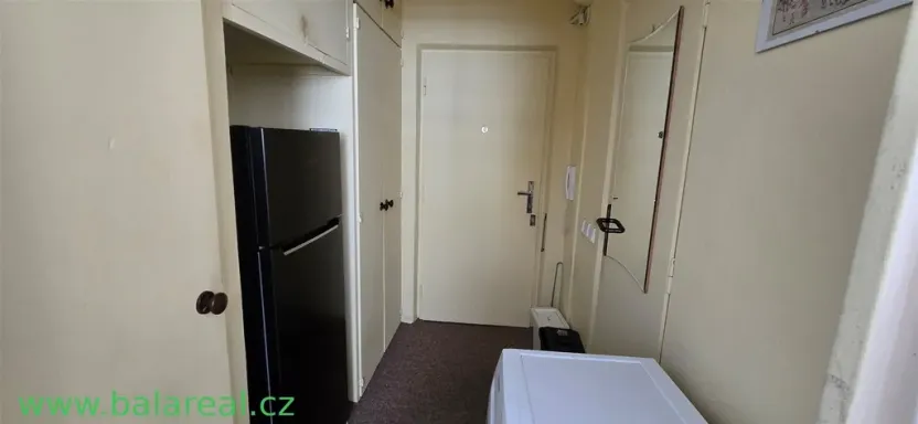 Pronájem bytu 1+kk, Brno - Lesná, Halasovo náměstí, 29 m2