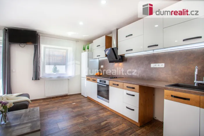 Prodej bytu 3+kk, Lhenice, Prachatická, 52 m2
