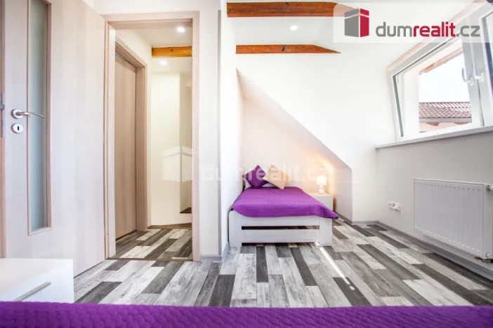 Prodej bytu 3+kk, Lhenice, Prachatická, 52 m2