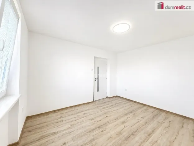 Pronájem bytu 2+1, Teplice, Třebízského, 75 m2