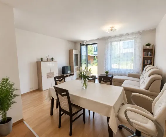 Pronájem bytu 2+kk, Praha - Vysočany, Sousedíkova, 60 m2