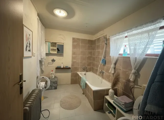 Prodej rodinného domu, Staňkovice - Tvršice, 160 m2