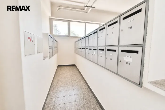Prodej bytu 2+kk, Hradec Králové - Pražské Předměstí, Veverkova, 34 m2
