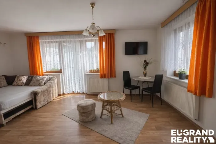 Prodej rodinného domu, Nový Bor - Janov, 219 m2