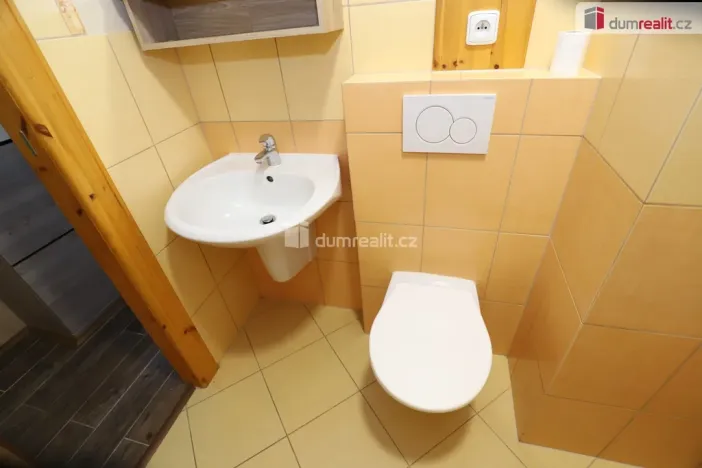 Prodej bytu 1+kk, Nejdek, J. A. Gagarina, 21 m2
