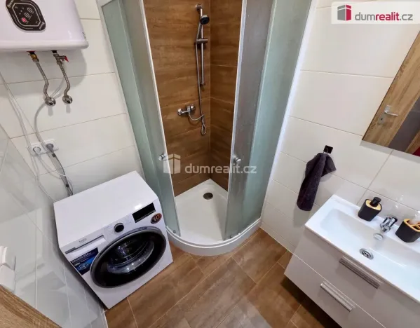 Pronájem bytu 1+kk, Veselí nad Moravou, Svatoplukova, 37 m2