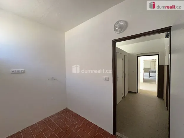 Pronájem výrobních prostor, Podivín, Zahradní, 292 m2