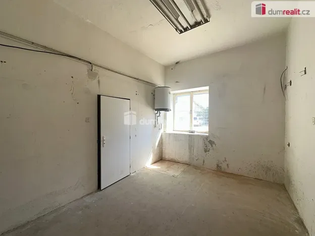 Pronájem výrobních prostor, Podivín, Zahradní, 292 m2