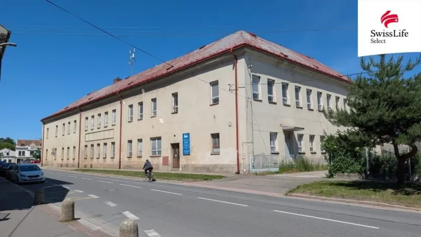 Prodej obchodního prostoru, Dašice, náměstí T. G. Masaryka, 3100 m2