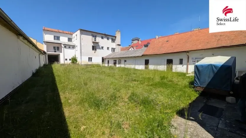 Prodej obchodního prostoru, Dašice, náměstí T. G. Masaryka, 3100 m2