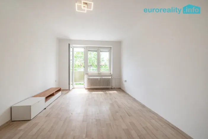 Prodej bytu 2+1, Mariánské Lázně, Libušina, 46 m2