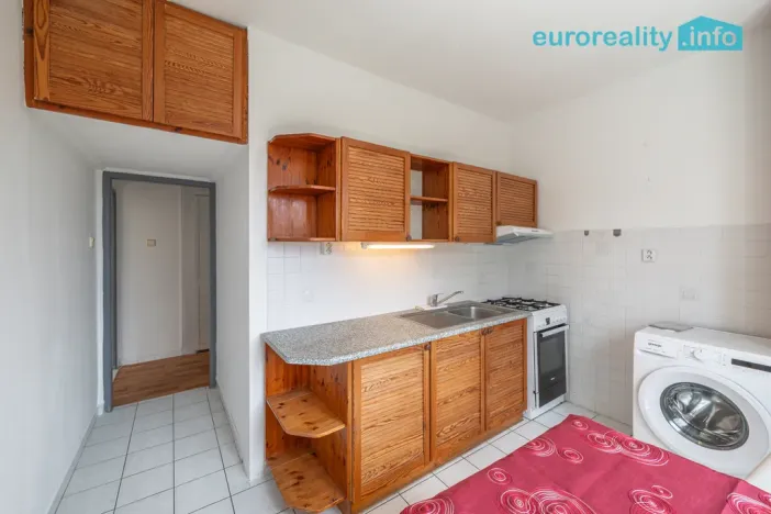 Prodej bytu 2+1, Mariánské Lázně, Libušina, 46 m2