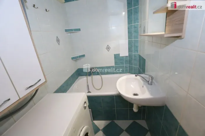 Pronájem bytu 2+kk, Praha - Braník, Ke Krči, 42 m2