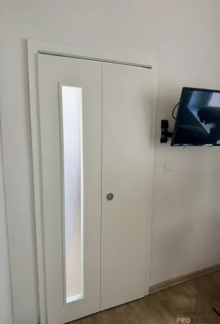Prodej bytu 2+kk, Praha, U skládky, 41 m2