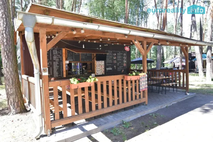 Prodej restaurace, Doksy, 196 m2