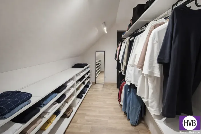 Pronájem rodinného domu, Úvaly, Boženy Němcové, 174 m2