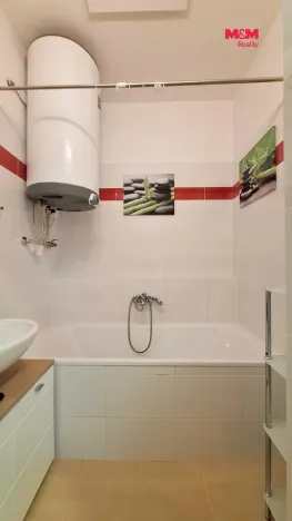 Pronájem bytu 2+kk, Opatovice nad Labem, Hradecká, 67 m2