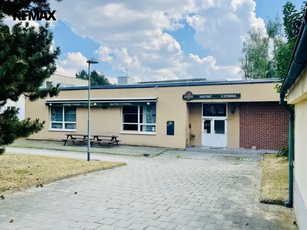 Pronájem obchodního prostoru, Třebíč - Borovina, Okružní, 427 m2