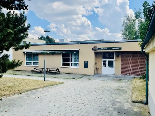 Pronájem obchodního prostoru, Třebíč - Borovina, Okružní, 427 m2