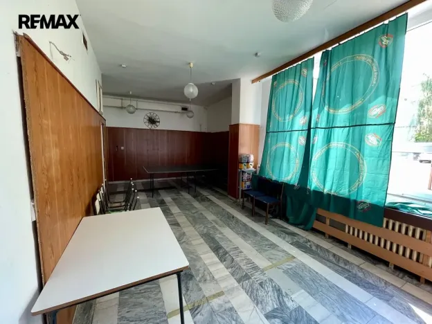 Pronájem obchodního prostoru, Třebíč - Borovina, Okružní, 427 m2