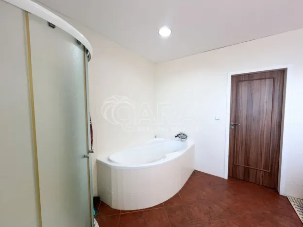 Pronájem kanceláře, Praha - Radotín, Věštínská, 120 m2