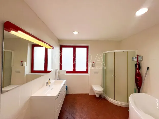 Pronájem kanceláře, Praha - Radotín, Věštínská, 120 m2