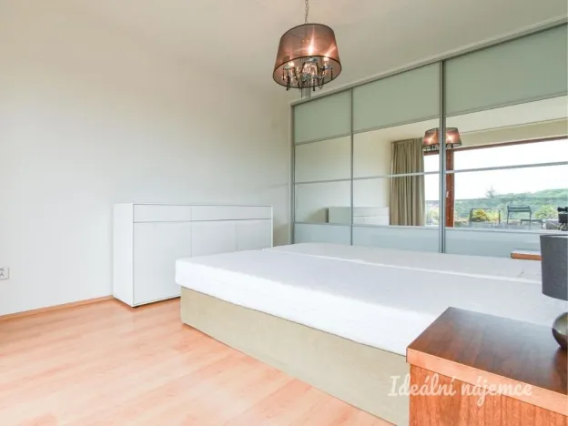 Pronájem bytu 2+kk, Praha - Košíře, Kotlářka, 44 m2