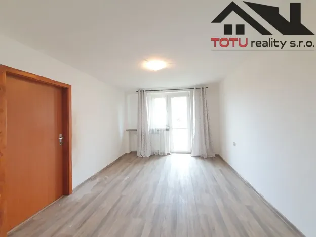 Pronájem bytu 2+1, Smiřice, Sídliště, 50 m2