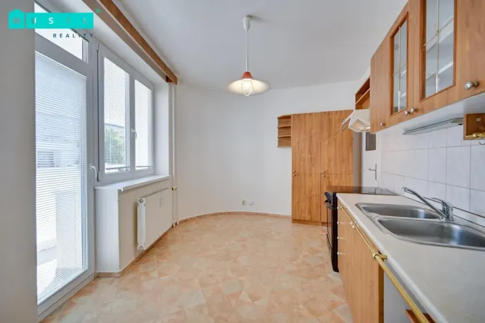 Pronájem bytu 1+1, Olomouc - Nové Sady, Handkeho, 50 m2