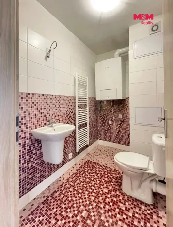 Pronájem bytu 3+kk, Jenišov, Horská, 77 m2