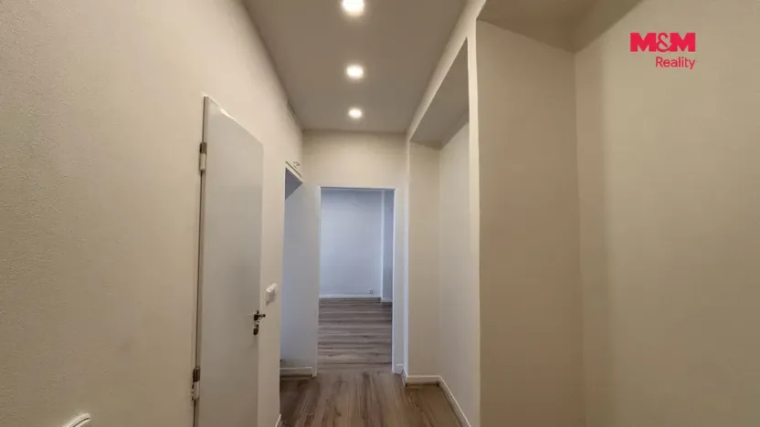 Pronájem bytu 2+1, Mariánské Lázně, Hlavní třída, 50 m2