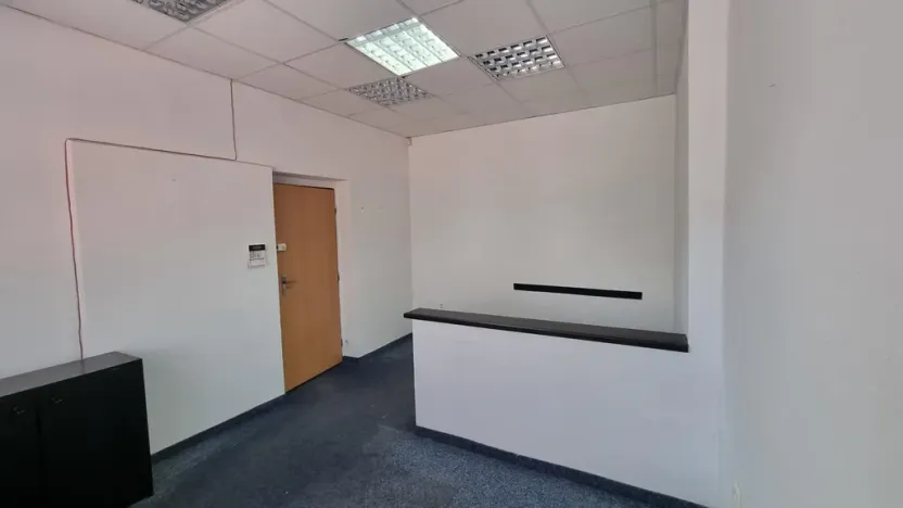 Pronájem kanceláře, Pardubice - Zelené Předměstí, V Ráji, 16 m2