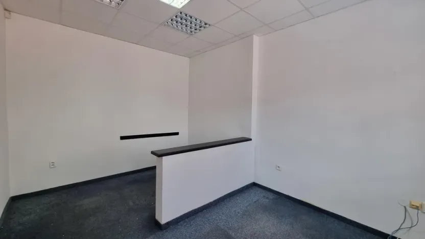 Pronájem kanceláře, Pardubice - Zelené Předměstí, V Ráji, 16 m2
