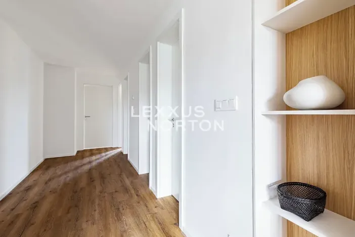 Prodej bytu 5+kk, Praha - Libeň, Zenklova, 120 m2