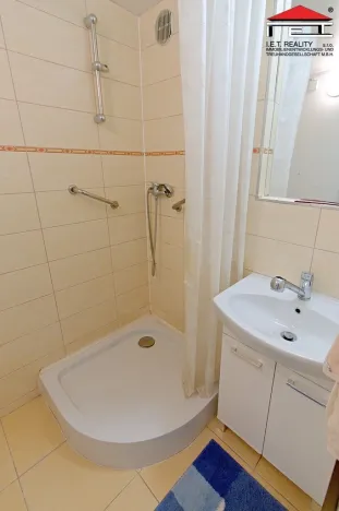 Pronájem bytu 3+1, Praha - Lhotka, Mariánská, 74 m2