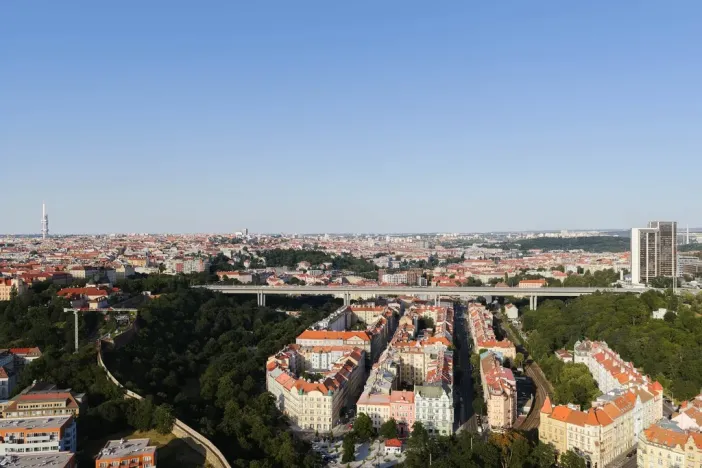 Prodej atypického bytu, Praha, Bělehradská, 72 m2