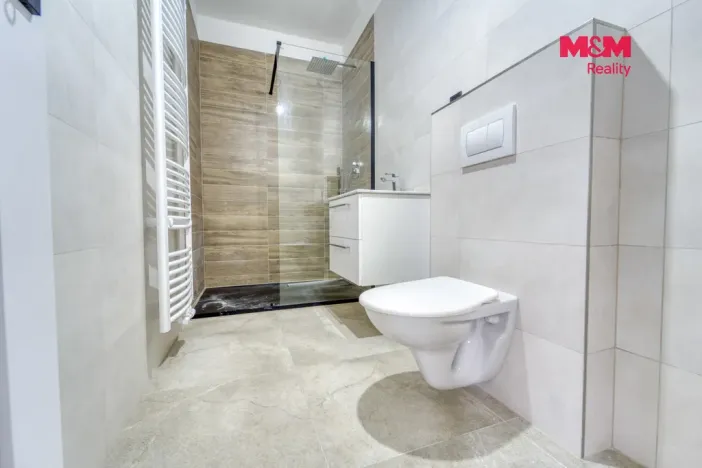 Pronájem bytu 2+kk, Tlučná, Tlučenská kolonie, 40 m2