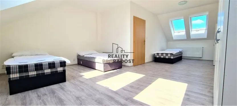Pronájem pokoje, Brno - Bosonohy, 148 m2
