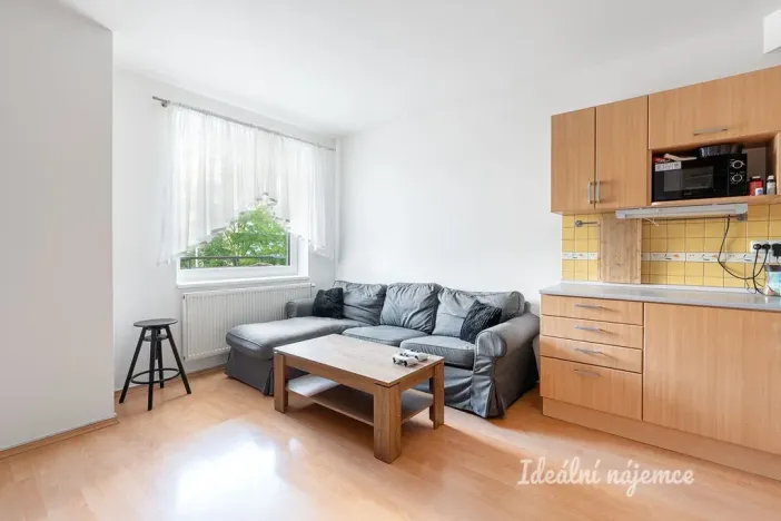 Pronájem bytu 2+kk, Praha - Modřany, Semická, 45 m2
