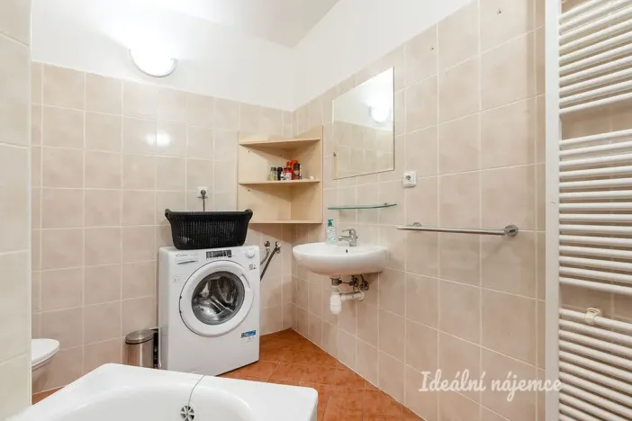 Pronájem bytu 2+kk, Praha - Modřany, Semická, 45 m2