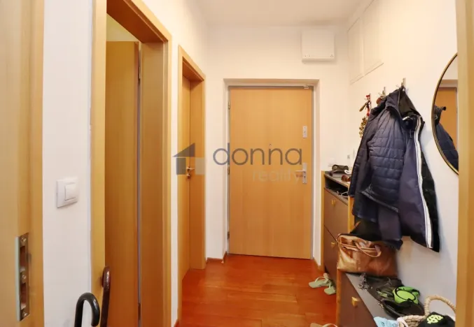Pronájem bytu 3+kk, Praha, Musílkova, 109 m2
