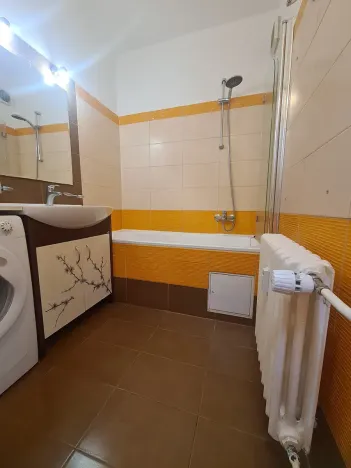 Pronájem bytu 2+1, Praha - Prosek, Okřínecká, 52 m2