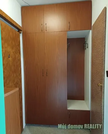 Pronájem bytu 1+kk, Praha - Střížkov, Varnsdorfská, 31 m2
