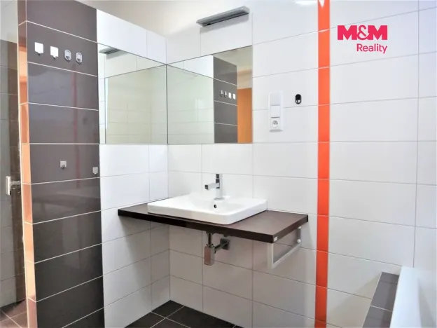 Pronájem bytu 4+kk, Kladno, Víta Nejedlého, 127 m2
