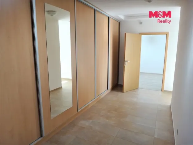 Pronájem bytu 4+kk, Kladno, Víta Nejedlého, 127 m2